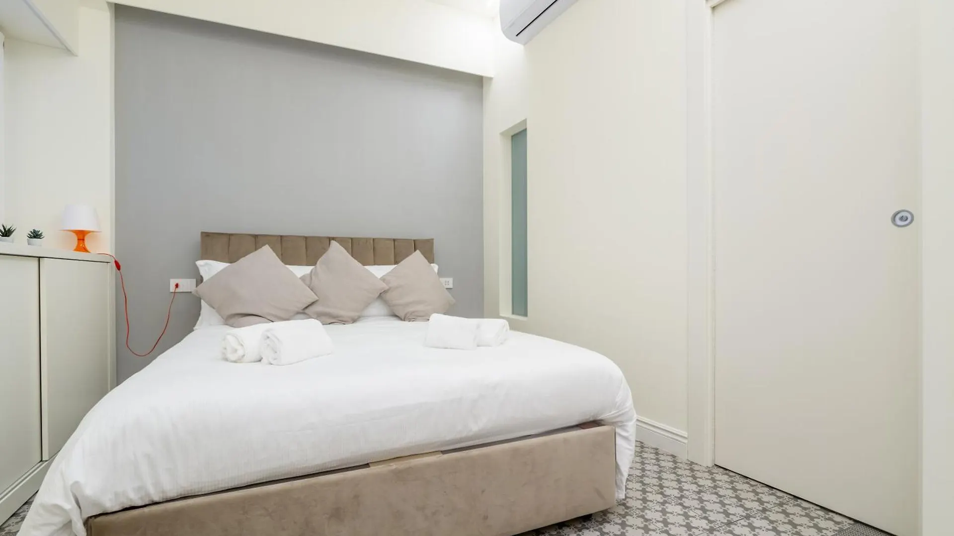 Milano Centro Storico Vetra M4-Studio 10Min Walk Duomo Apartamento Milán
