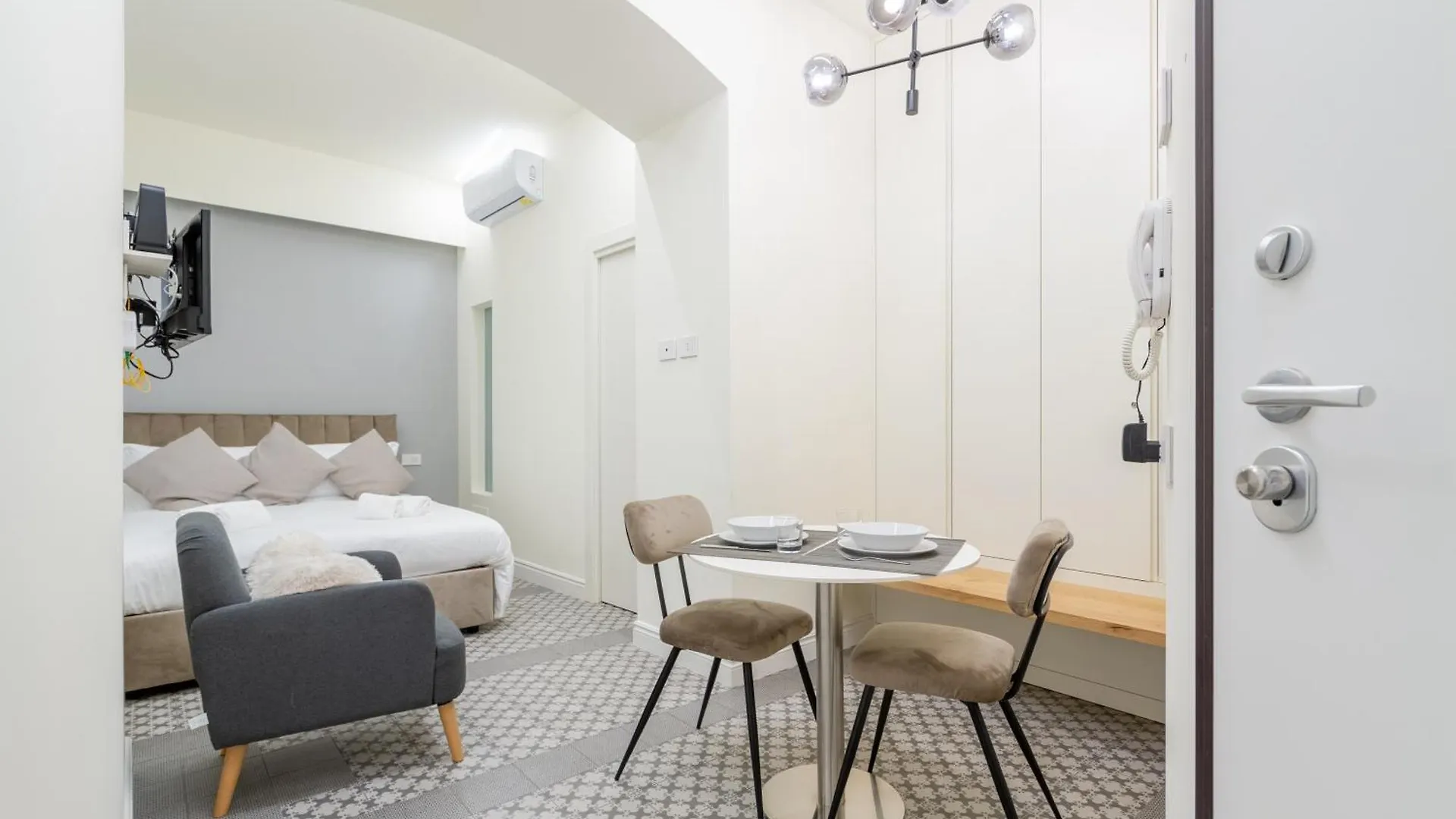 Milano Centro Storico Vetra M4-Studio 10Min Walk Duomo Apartamento Milán